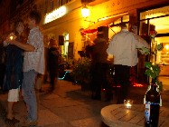 b_070818_228lg